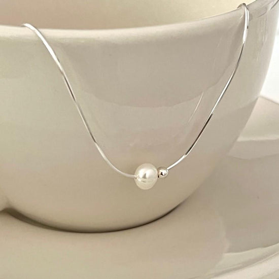 Simple Style Round Sterling Silver Pearl Necklace