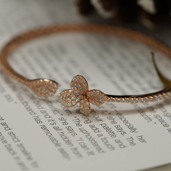 THIALH - Nature - Pink Color Silver Cubic Zirconia Flower Bangle