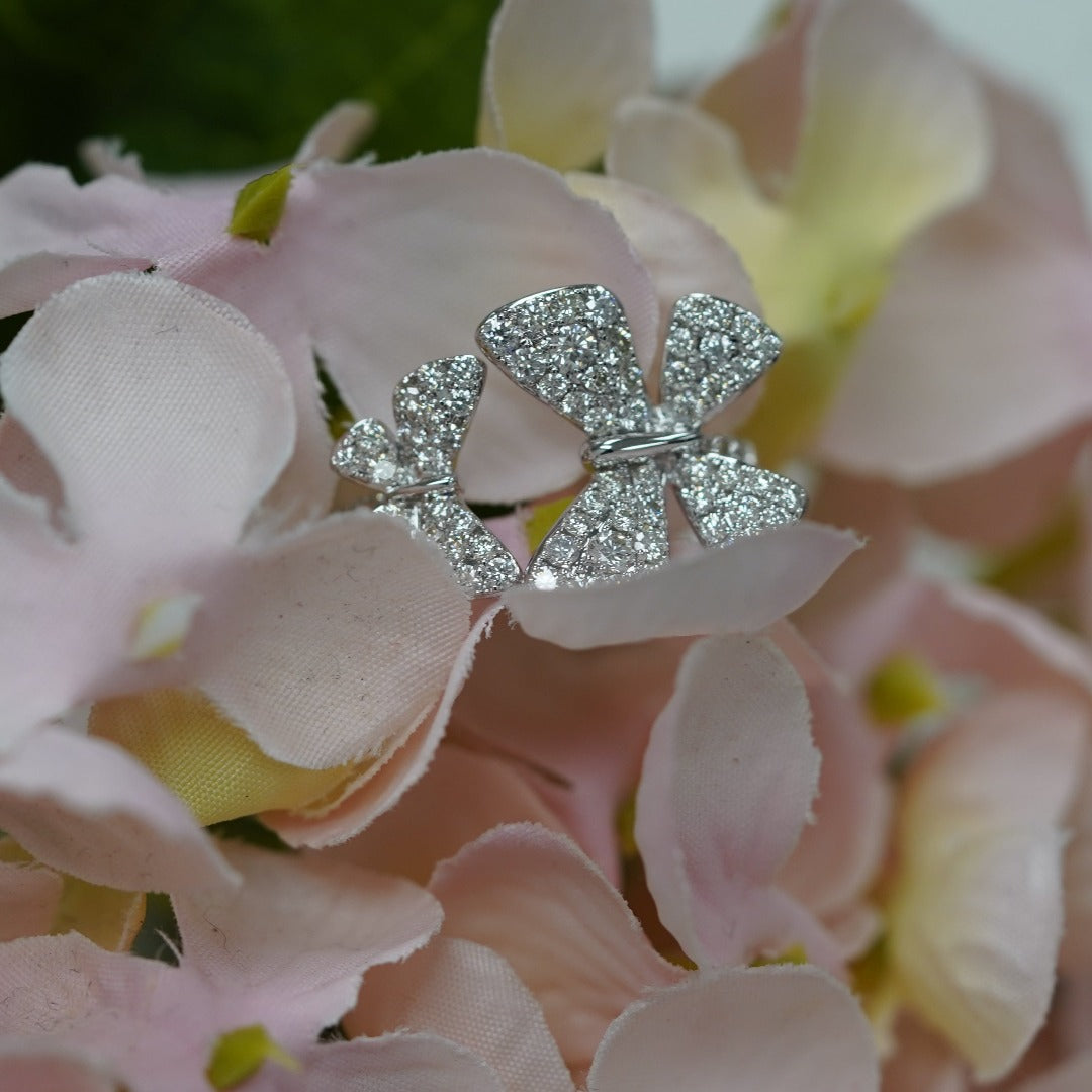 FINITE - 18K White Gold Butterflies Diamond Ring