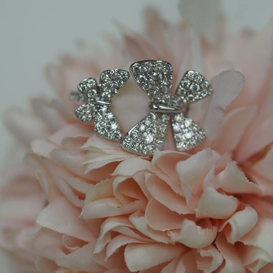 FINITE - 18K White Gold Butterflies Diamond Ring