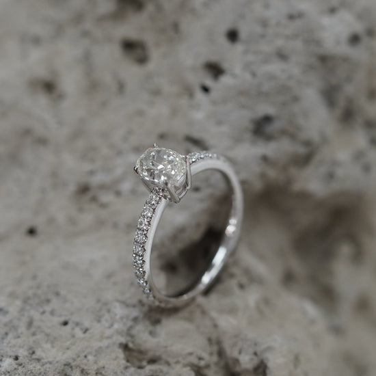 INFINITY - 18K White Gold Dual Diamond Engagement Ring