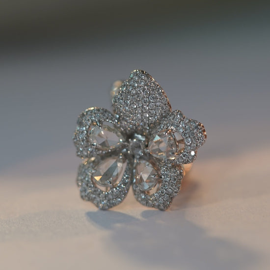 INFINITY - 18K White Gold Diamond Ring