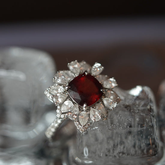INFINITY - 18K白金尖晶石和鑽石戒指