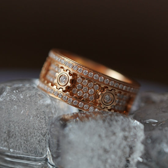 INFINITY - 18K Rose Gold Wheeling Diamond Ring