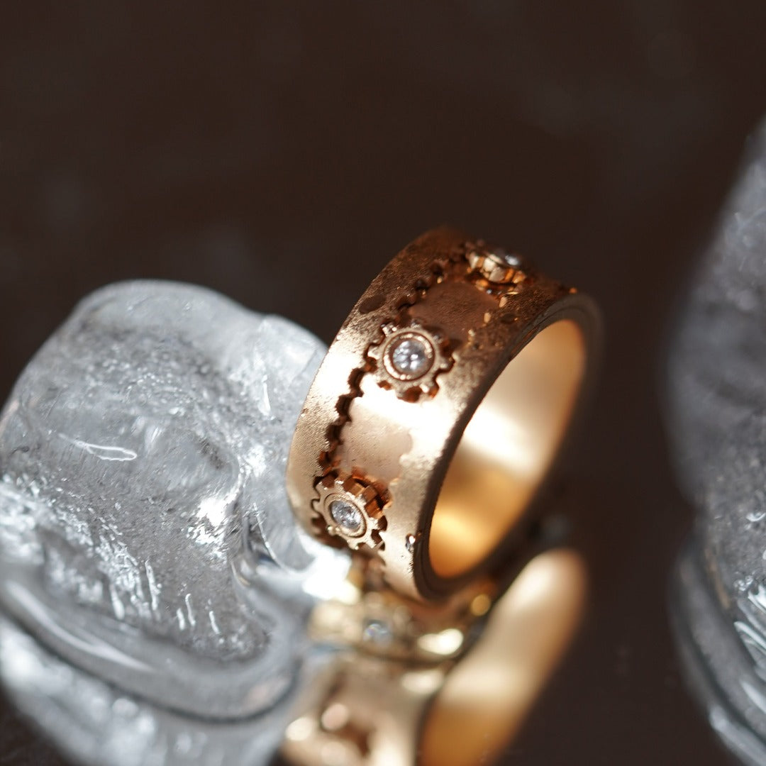 INFINITY - 18K Rose Gold Wheeling Diamond Ring