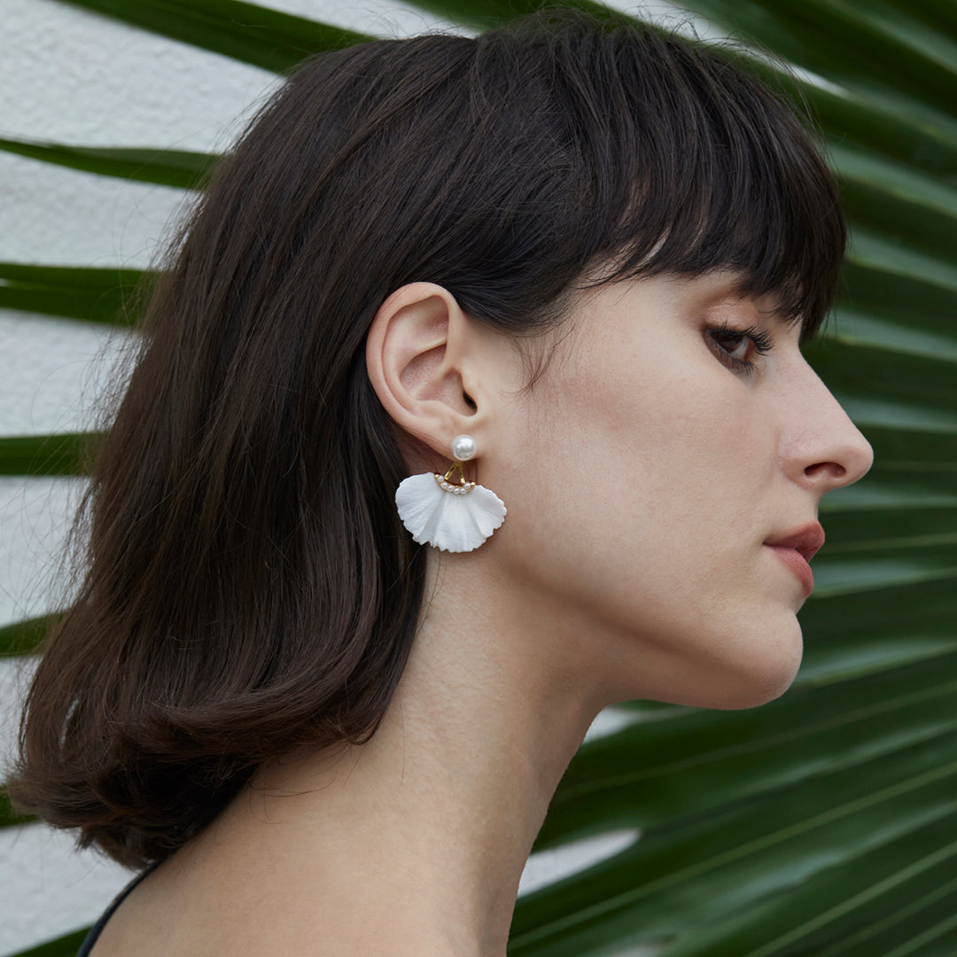 NM - Petal Pearl Earrings