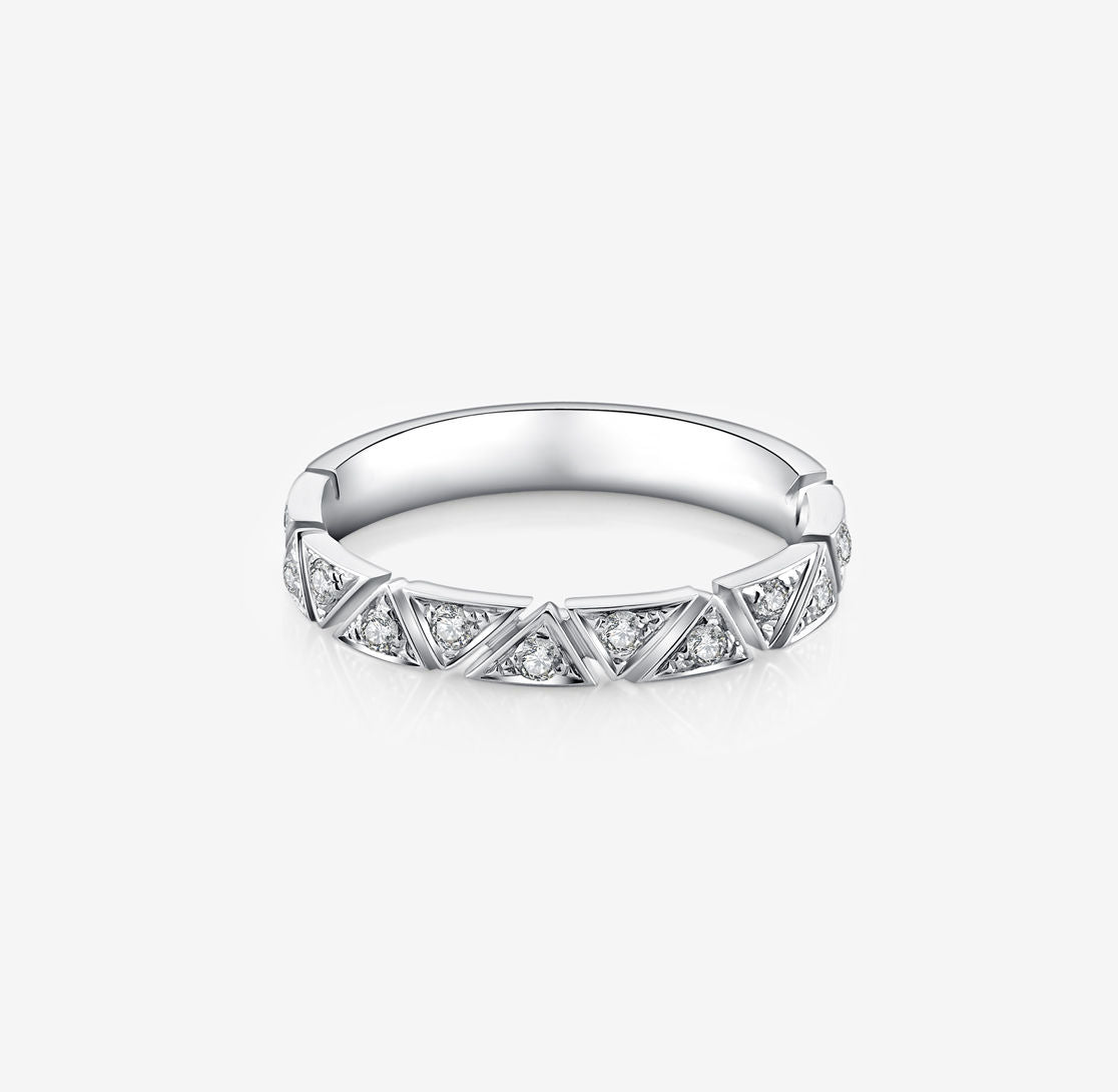 Load image into Gallery viewer, ROMAnce • CRYSTAL - CHAPEL Diamond in White Gold Wedding Ring
