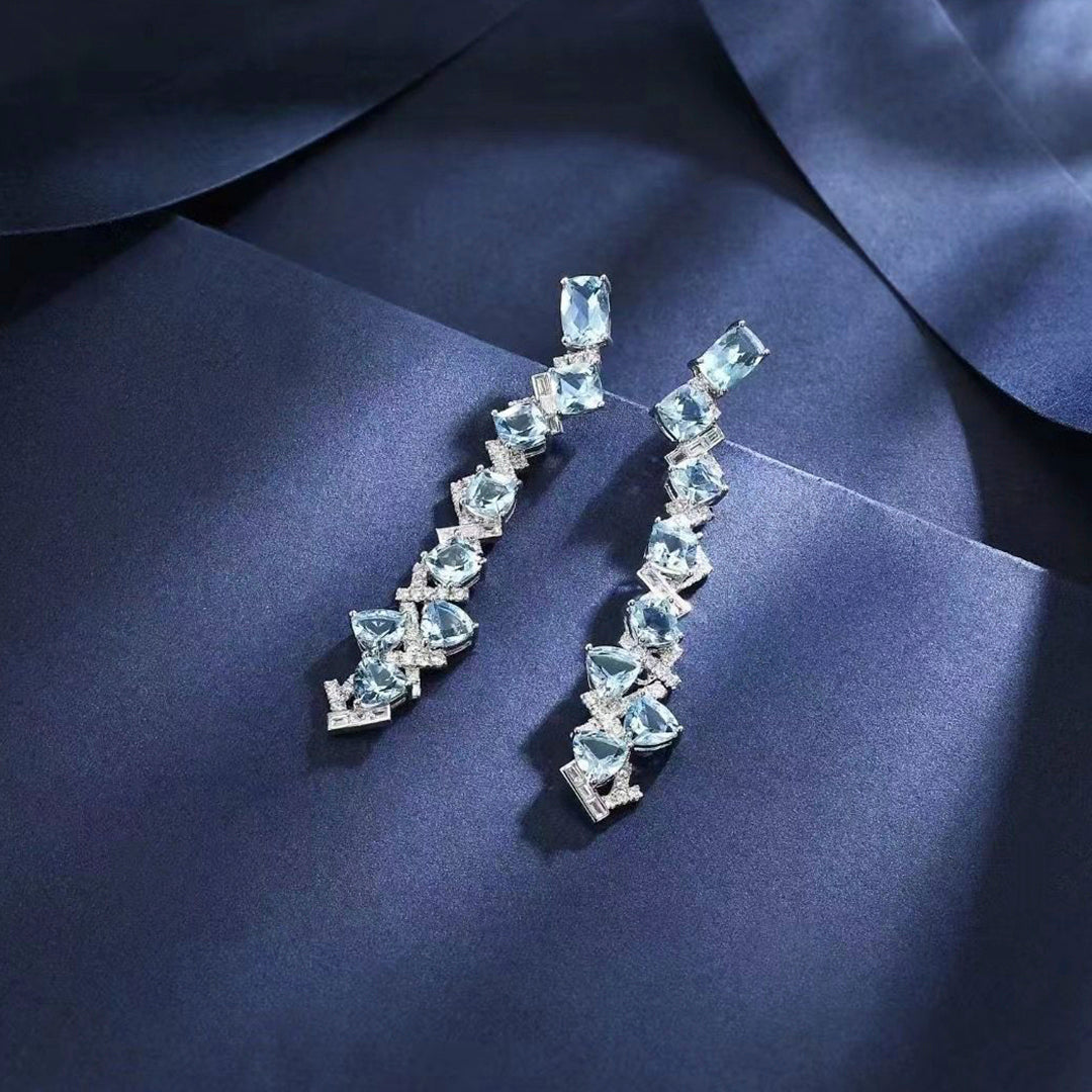 Load image into Gallery viewer, 18K White Gold Aquarium Diamond Earrings (Accept Pre-order)
