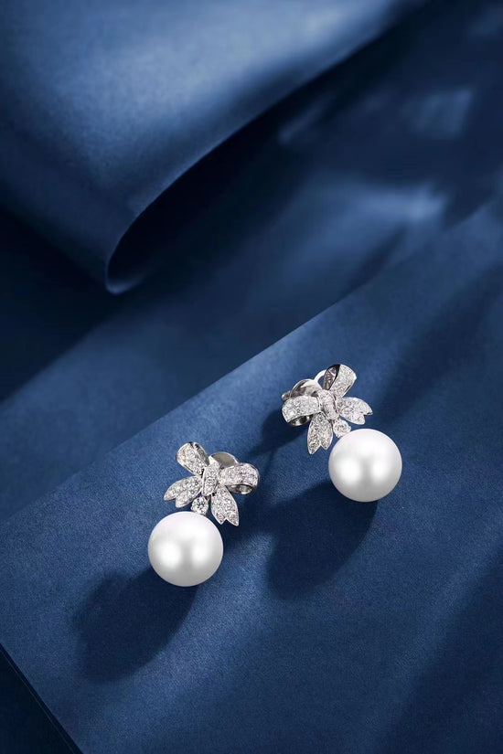 South Sea Pearl Ribbon Diamond Earrings (Accept Pre-order)