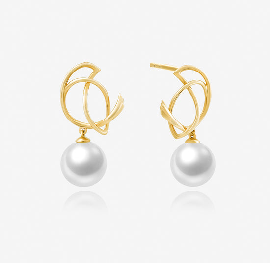 ROBIN - Fresh water pearl 18K Yellow Gold Earrings