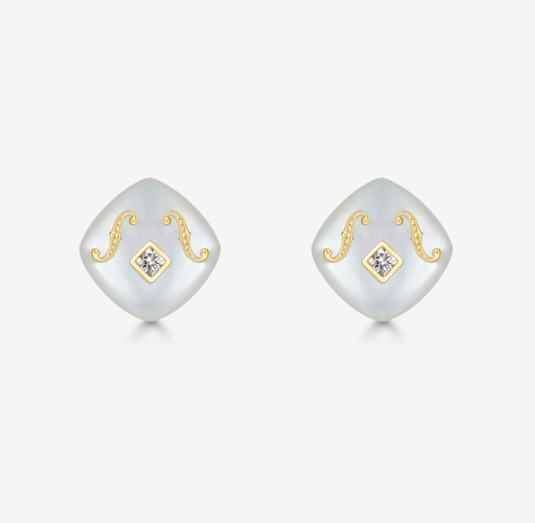 Load image into Gallery viewer, CONCERTO - 18K Yellow Gold Mother of Pearl Earrings
