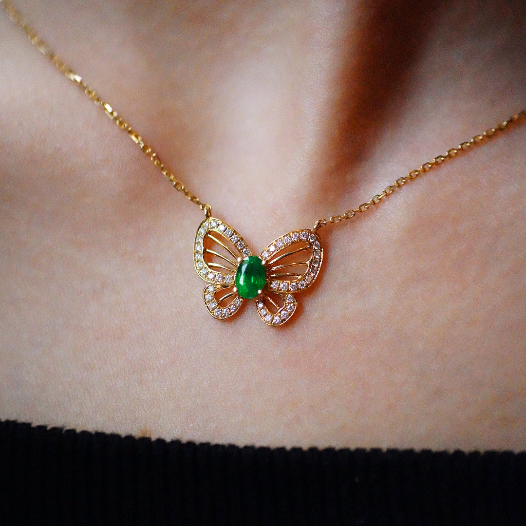 THIALH - Emerald And Diamond Necklace (Accept Pre-order)