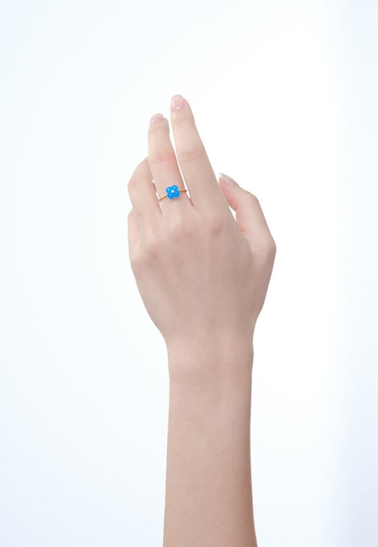 Load image into Gallery viewer, THIALH - Fontana di Trevi - Mini Blue Chalcedony and White Diamond Ring
