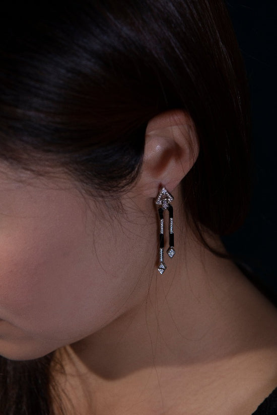 Load image into Gallery viewer, Castle - Onyx Earrings
