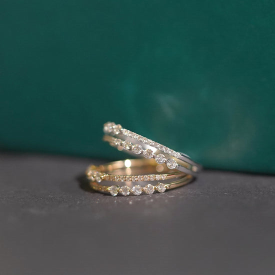 Load image into Gallery viewer, mori - 14K Gold Diamond Ring

