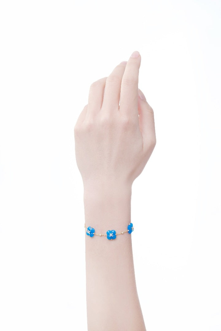 Load image into Gallery viewer, THIALH - Fontana di Trevi - Blue Chalcedony and Diamond Bracelet
